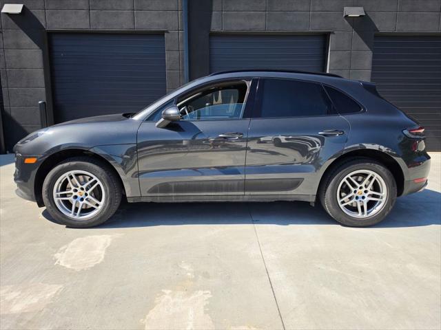 2020 Porsche Macan Unknown