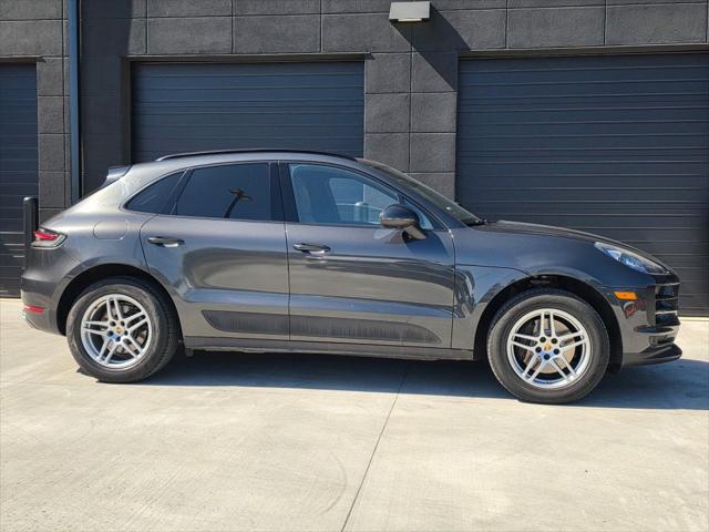 2020 Porsche Macan Unknown