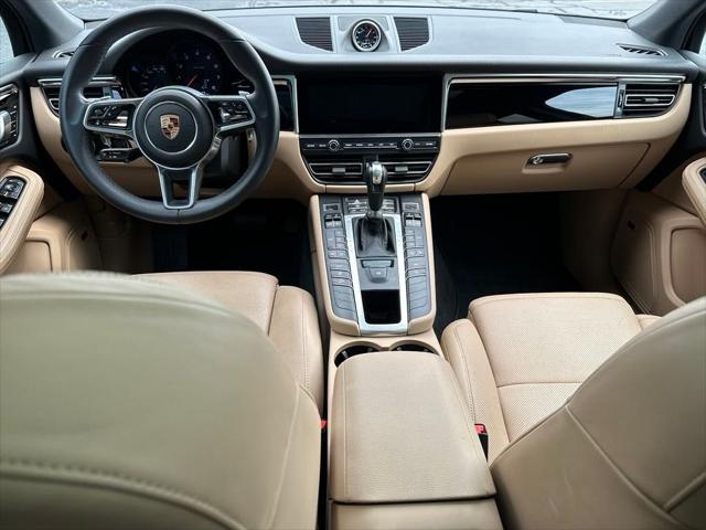 2020 Porsche Macan Unknown