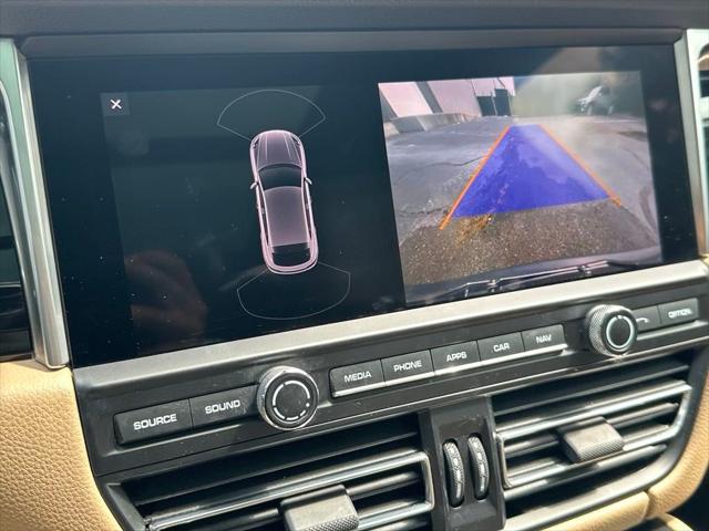 2020 Porsche Macan Unknown
