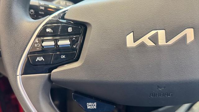 2026 Kia Niro LX