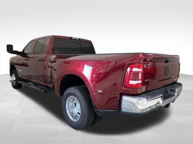 2020 RAM 3500 Tradesman Crew Cab 4x4 8 Box 2020 RAM 3500 Tradesman Crew Cab 4x4 8 Box