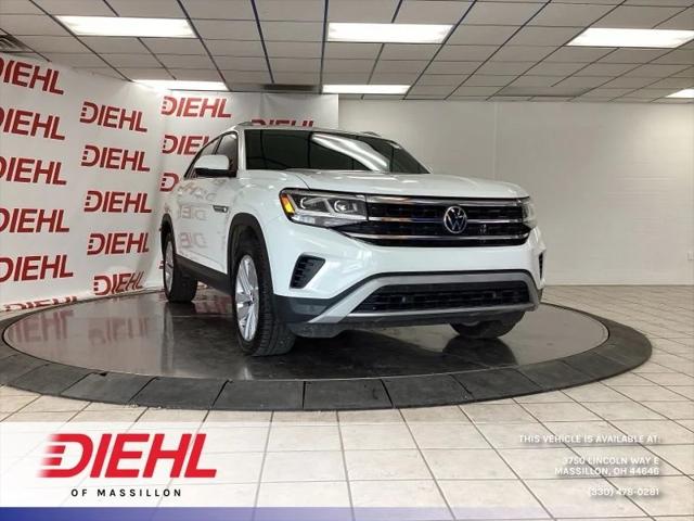 2022 Volkswagen Atlas Cross Sport 3.6L V6 SE w/Technology 2022 Volkswagen Atlas Cross Sport 3.6L V6 SE w/Technology