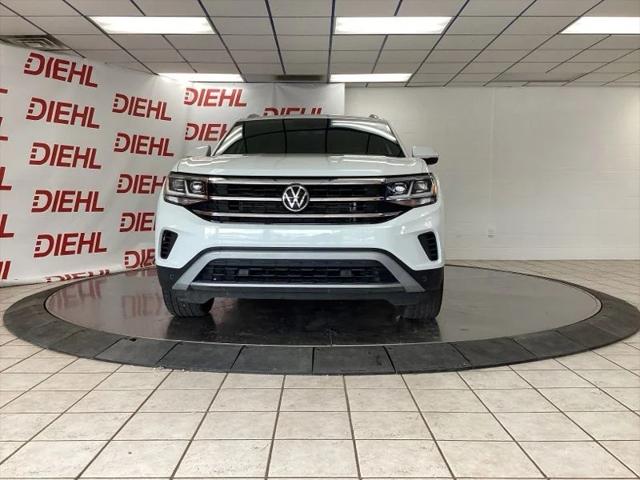 2022 Volkswagen Atlas Cross Sport 3.6L V6 SE w/Technology 2022 Volkswagen Atlas Cross Sport 3.6L V6 SE w/Technology