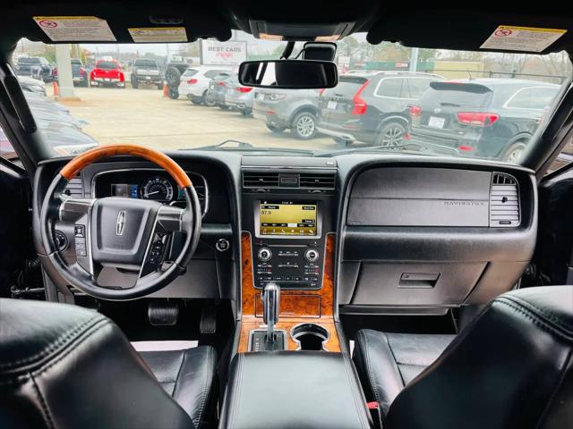 2016 Lincoln Navigator Select