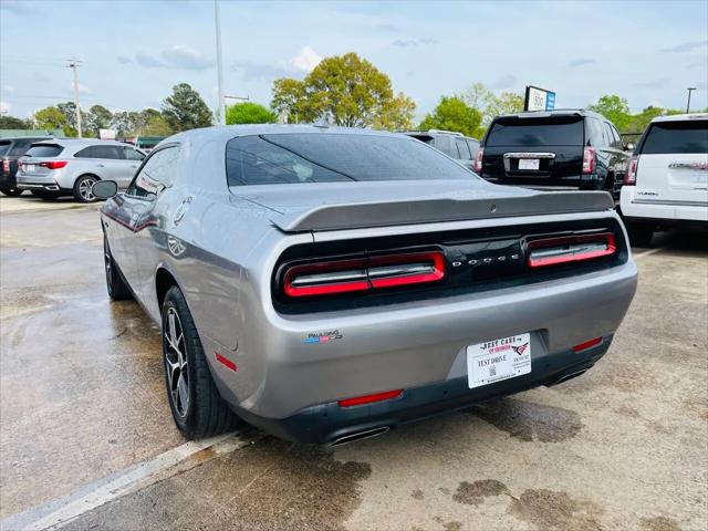 2015 Dodge Challenger R/T Plus