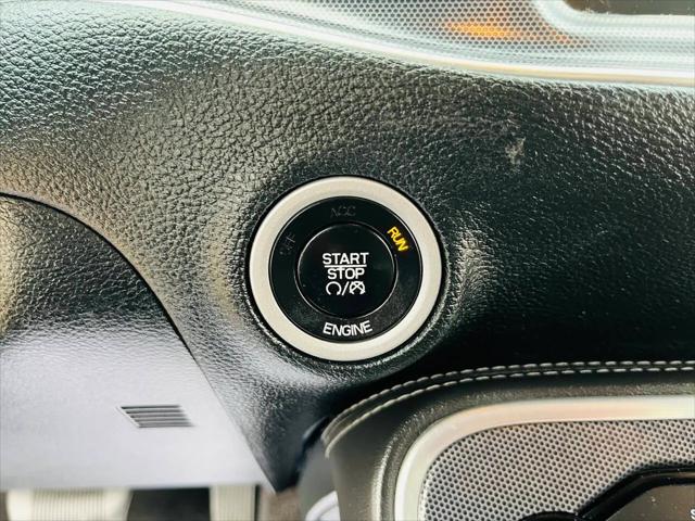 2015 Dodge Challenger R/T Plus