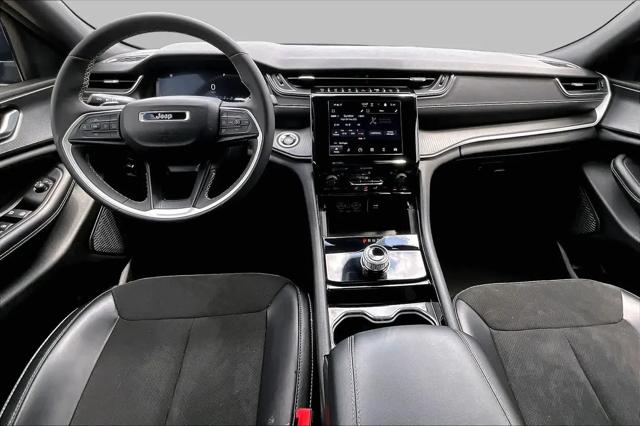 2023 Jeep Grand Cherokee L Altitude 4x2