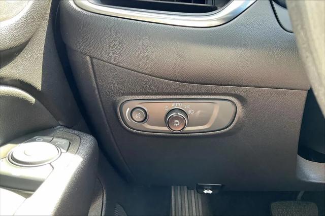 2022 Chevrolet Equinox FWD LT