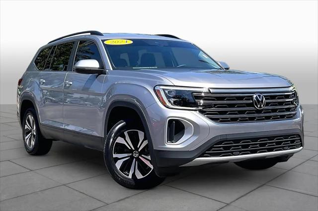 2024 Volkswagen Atlas 2.0T SE