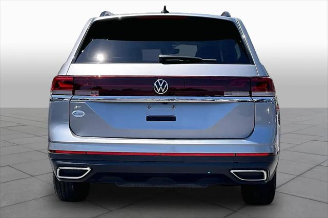 2024 Volkswagen Atlas 2.0T SE