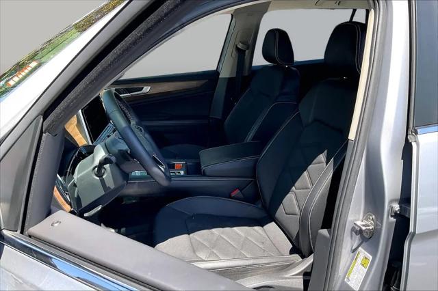 2024 Volkswagen Atlas 2.0T SE