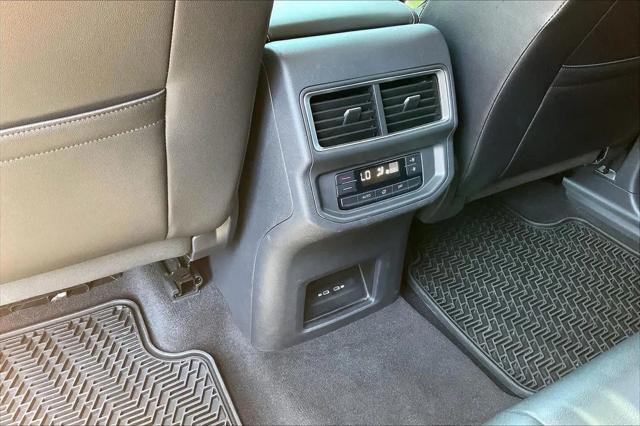 2024 Volkswagen Atlas 2.0T SE