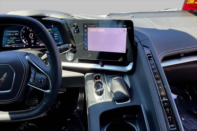 2025 Chevrolet Corvette Stingray RWD Coupe 2LT