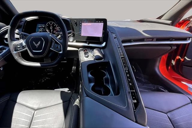 2025 Chevrolet Corvette Stingray RWD Coupe 2LT