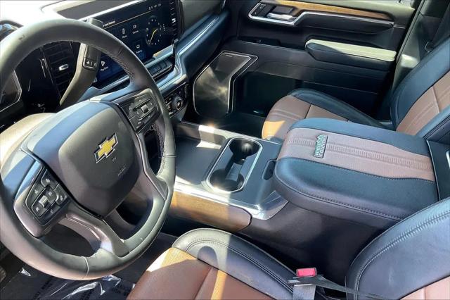 2025 Chevrolet Silverado 2500HD 4WD Crew Cab Standard Bed High Country