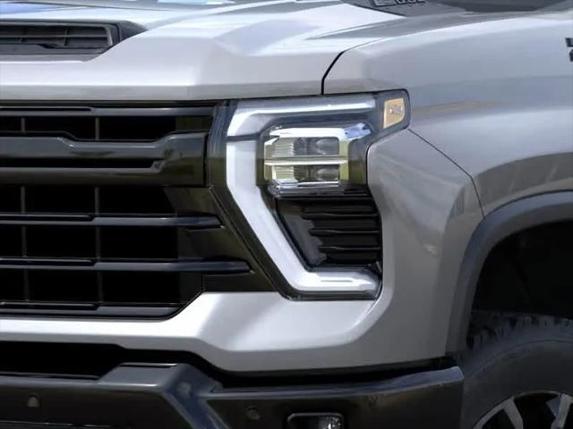 2026 Chevrolet Silverado 2500HD Crew Cab, Standard Bed, LT, 4WD