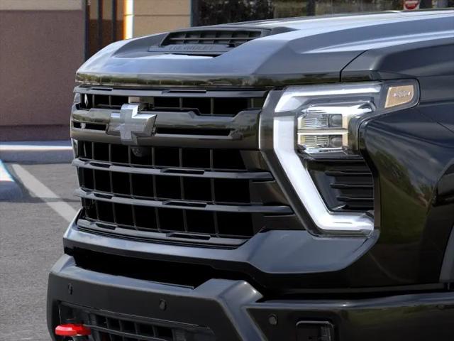 2026 Chevrolet Silverado 2500HD Crew Cab, Standard Bed, LT, 4WD