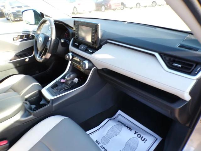 2019 Toyota RAV4 XLE Premium