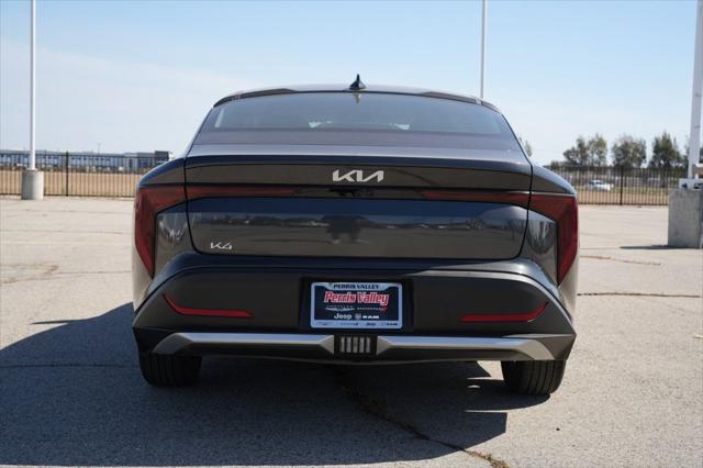 2025 Kia K4 LXS
