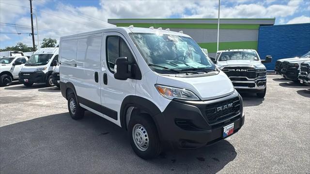 2026 Ram ProMaster Cargo Van Tradesman Low Roof 118" WB w/Pass Seat