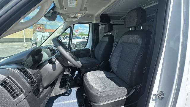 2026 Ram ProMaster Cargo Van Tradesman Low Roof 118" WB w/Pass Seat