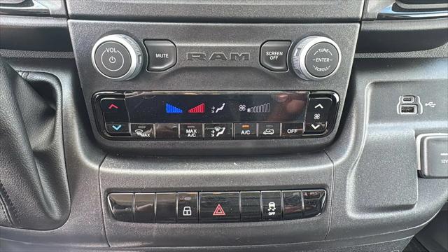 2026 Ram ProMaster Cargo Van Tradesman Low Roof 118" WB w/Pass Seat