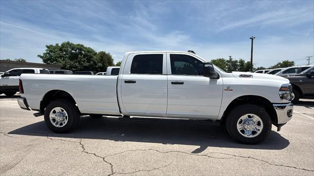 2026 Ram 3500 Tradesman Crew Cab 4x4 8' Box