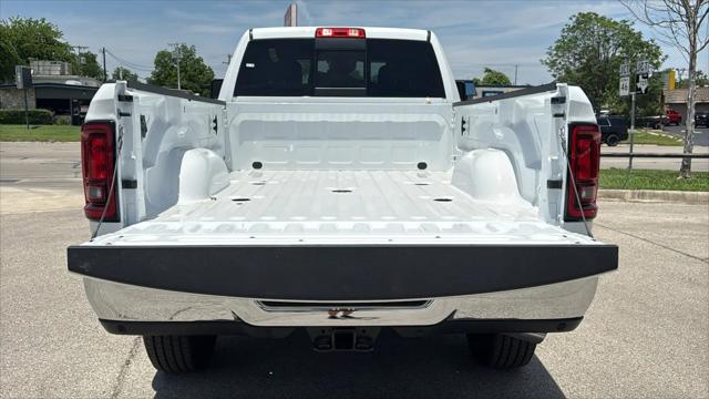 2026 Ram 3500 Tradesman Crew Cab 4x4 8' Box