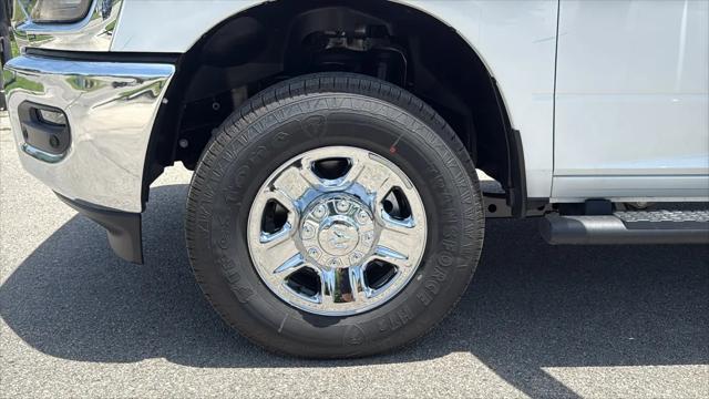2026 Ram 3500 Tradesman Crew Cab 4x4 8' Box