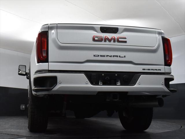 2020 GMC Sierra 2500HD 4WD Crew Cab Standard Bed Denali
