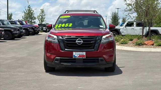 2022 Nissan Pathfinder SV 2WD