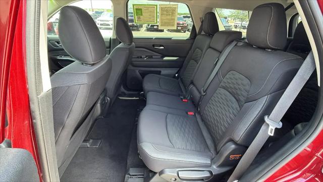 2022 Nissan Pathfinder SV 2WD