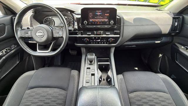 2022 Nissan Pathfinder SV 2WD