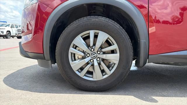 2022 Nissan Pathfinder SV 2WD
