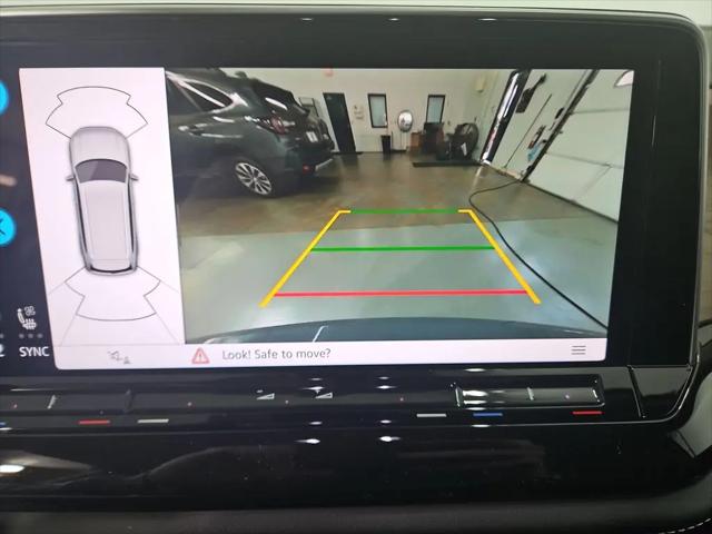 2026 Volkswagen Atlas SE with Technology
