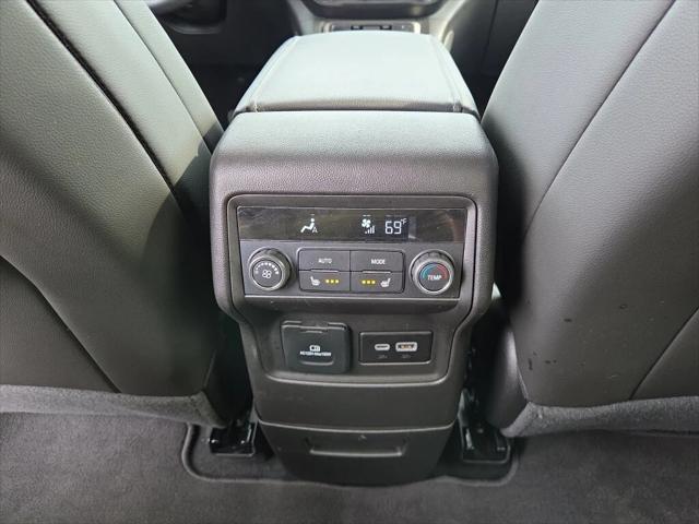 2023 GMC Acadia FWD Denali