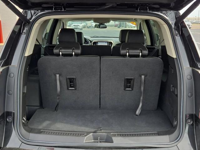 2023 GMC Acadia FWD Denali