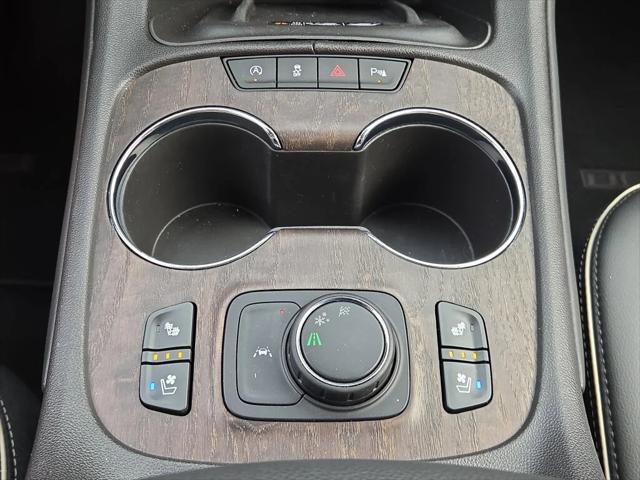 2023 GMC Acadia FWD Denali