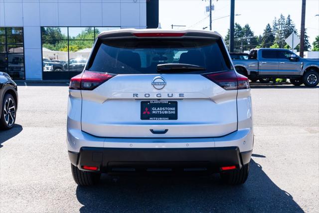 2025 Nissan Rogue SV FWD