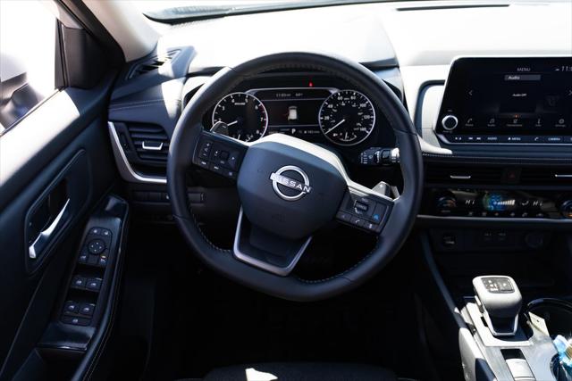 2025 Nissan Rogue SV FWD