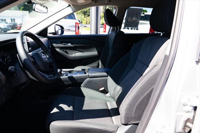 2025 Nissan Rogue SV FWD