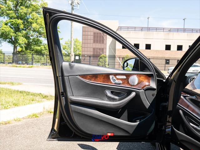 2018 Mercedes-Benz E-CLASS E 300 E 300