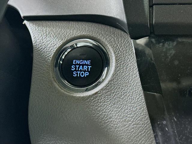 2020 Toyota Sienna LE