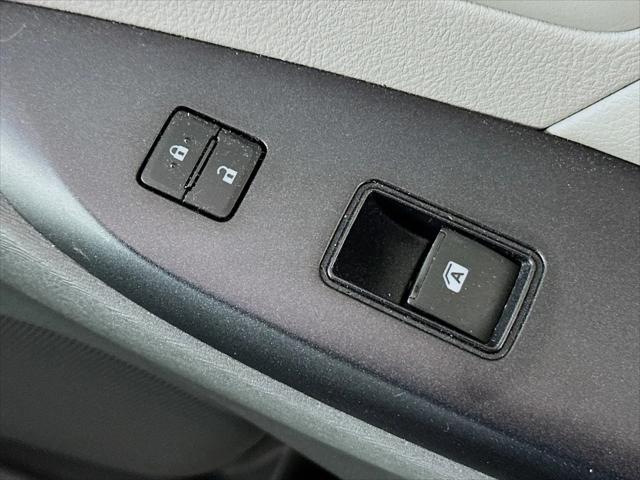 2020 Toyota Sienna LE