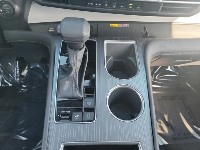 2025 Toyota Sienna LE