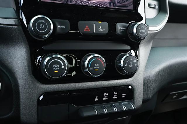 2026 Ram 1500 Express Crew Cab 4x2 57 Box
