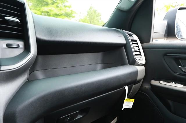 2026 Ram 1500 Express Crew Cab 4x2 57 Box