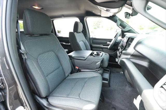 2026 Ram 1500 Express Crew Cab 4x2 57 Box