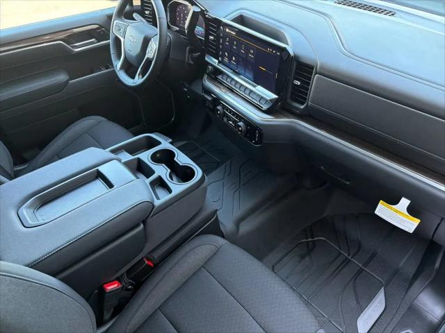 2026 Chevrolet Silverado 1500 4WD Crew Cab Standard Bed RST